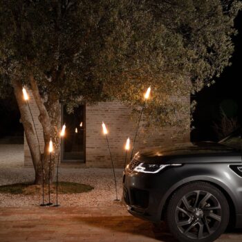 Karman Nilo LED svetlo s hrotom do zeme 118 cm