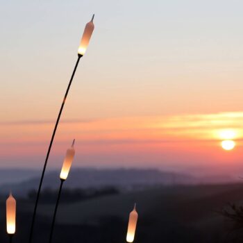 Karman Nilo LED svetlo s hrotom do zeme 150 cm