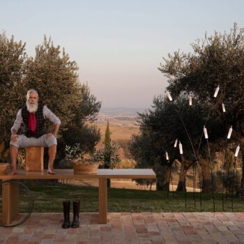 Karman Nilo vonkajšia stojaca LED lampa 118 cm