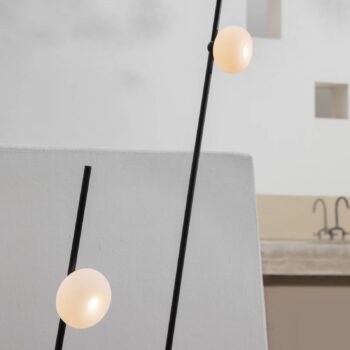 Karman Pois stojaca lampa hrot IP65, 3 000K 118 cm