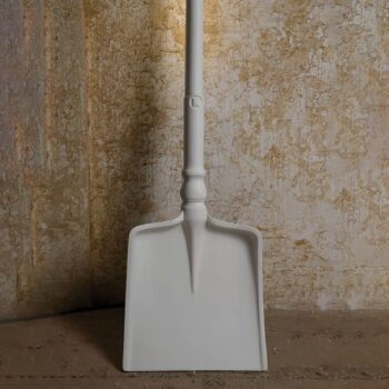 Karman Tobia dizajnérska stojaca LED lampa lopatka
