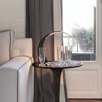 Kartell LED stolová lampa Taj Mini, čierna, 32 cm, plast