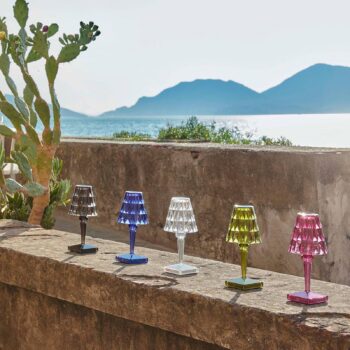 Kartell LED stolová lampa na batérie Batéria, 26 cm, zelená, IP54