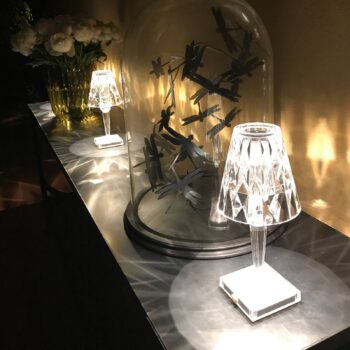 Kartell LED stolová lampa na batérie Batéria, 30 cm, transparentná, IP54