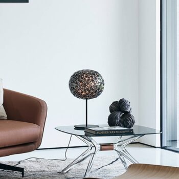 Kartell Planet stolná LED lampa podstavec dym sivá