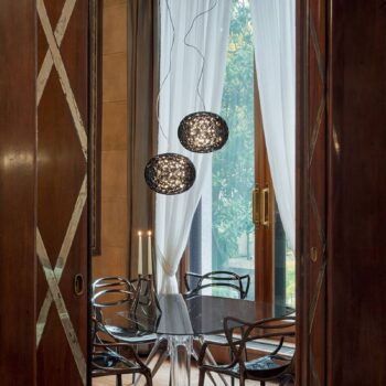Kartell Planet – závesné LED, dymové sivé