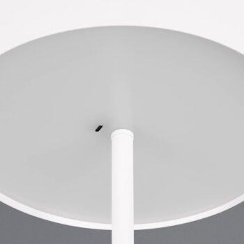 LED akumulátorová stojaca lampa Jeff, biela, kov, výška 147 cm