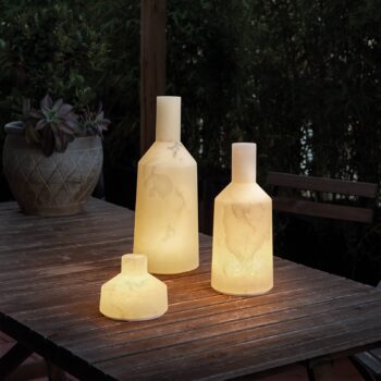 LED dekoratívna stolová lampa Alabast, dobíjateľná batéria, IP65, výška 11