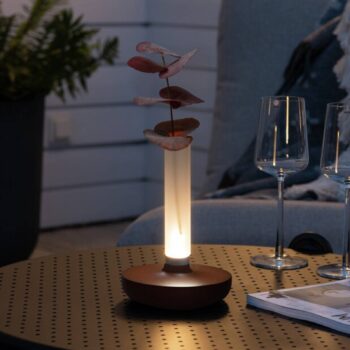 LED lampa Biarritz IP54 batéria CCT hrdzavohnedá