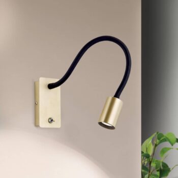 LED nástenná lampa Kurt matná mosadz ohybné rameno