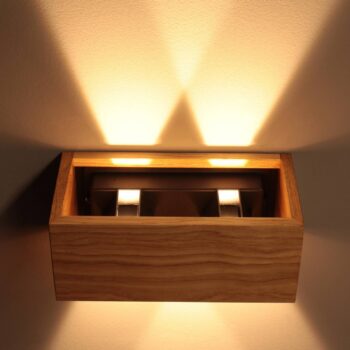 LED nástenné svetlo Shine-Wood, dub/čierna, šírka 23 cm, drevo