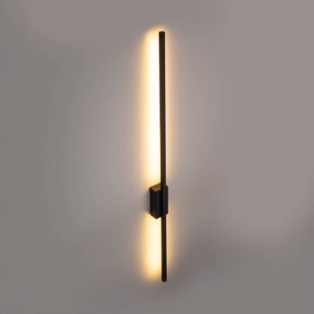 LED nástenné svietidlo Flash, čierne, výška 108 cm kovové 1-svetlo