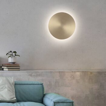 LED nástenné svietidlo na batérie Puntua Ø 25 cm mosadz matná