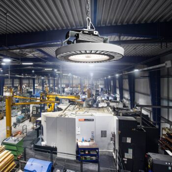 LED reflektor FLC 840 závesný objektív 66° 106W
