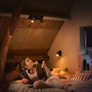 LED reflektor Philips Hue Runner, 2 svetlá, stmievací spínač, čierny
