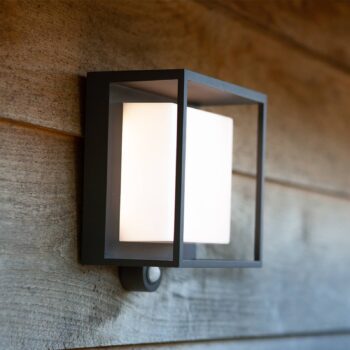 LED solárna lampa Curtis so snímačom pohybu