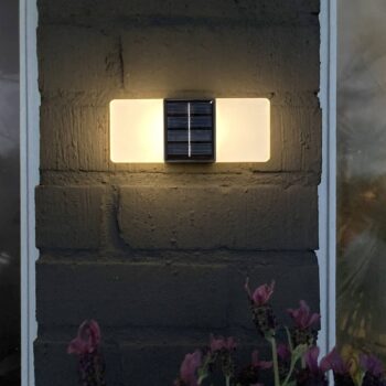 LED solárne vonkajšie nástenné svietidlo Wally, 14x6 cm biele matné CCT