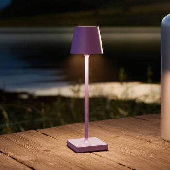 LED stolná lampa Nuindie pocket, fialová, IP54, stmievateľná