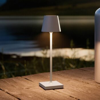 LED stolná lampa Nuindie pocket, sivá, IP54, stmievateľná