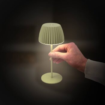 LED stolová lampa Brilo unplugged Riffle, 20 cm, zelená