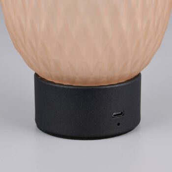 LED stolová lampa Facette, jantárová, USB, sklo