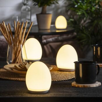 LED svetlo 357–61, dotyková funkcia, batéria, RGBW
