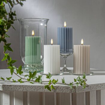 LED sviečka Flame Stripe biela 15 cm z pravého vosku na batérie