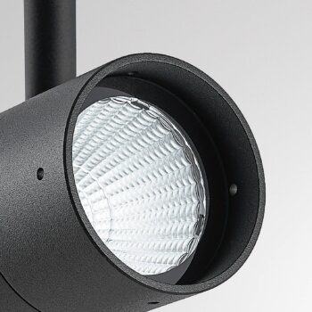LED svietidlo Chopa so zemným hrotom, výškovo nastaviteľný reflektor