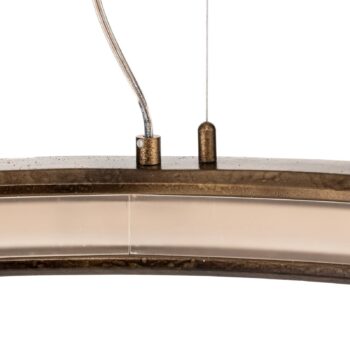 LED závesné svetlo Materica vnútri Ø 90 cm mosadz