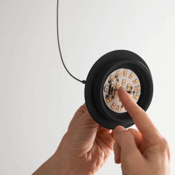 LED závesné svietidlo Deva, 3-pl., Ø 50 cm, jantárové, CCT, stmievateľné