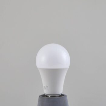 LED žiarovka, opál, E27, 3,8 W, 4000K, 806 lumenov