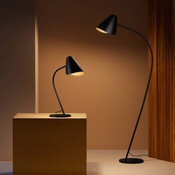 LEDS-C4 Organic stojaca lampa, výkyvná hlava