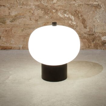 LEDS-C4 iLargi stolová LED lampa Ø24cm tmavý jaseň