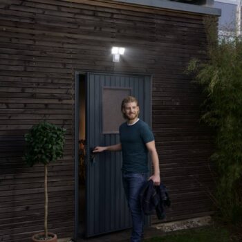 LEDVANCE Endura Pro Spot sním LED svetlo 16W biela