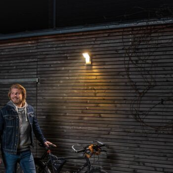 LEDVANCE Endura Pro Spot snímač bodové LED 8W sivá