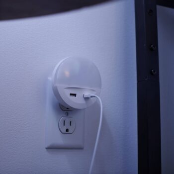 LEDVANCE Lunetta USB nočné LED s USB portom