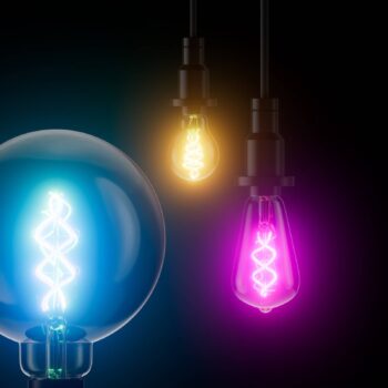 LEDVANCE SMART+ WiFi E27 4,5W Classic číra RGB 827