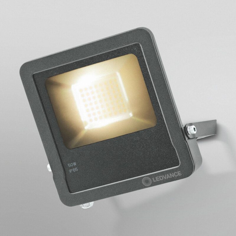 LEDVANCE SMART+ WiFi Flood nástenné 3000K 50W LEDVANCE SMART+ WiFi Flood nástenné 3000K 50W