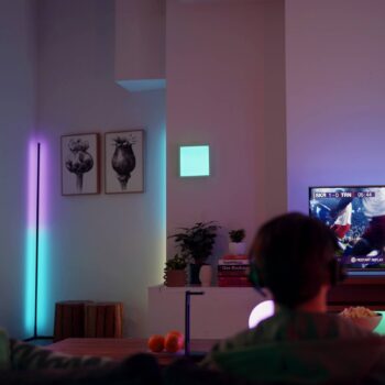LEDVANCE SMART+ WiFi Floor Rohová stojacia lampa čierna 140 cm