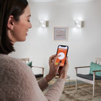 LEDVANCE SMART+ WiFi Orbis Wall Cross, 30 x 15 cm