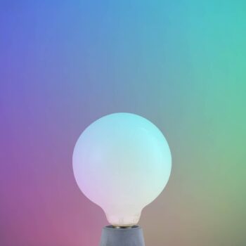 LUUMR Smart LED žiarovka matná E27 G125 7W Tuya WLAN CCT