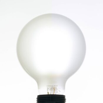 LUUMR Smart LED žiarovka matná E27 G95 7W Tuya WLAN CCT