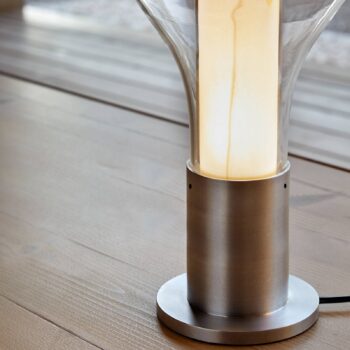 LZF Eris stolná LED lampa sklo hliník/slonovina