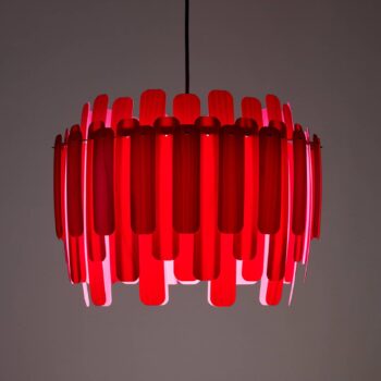 LZF Maruja drevená závesná lampa, červená