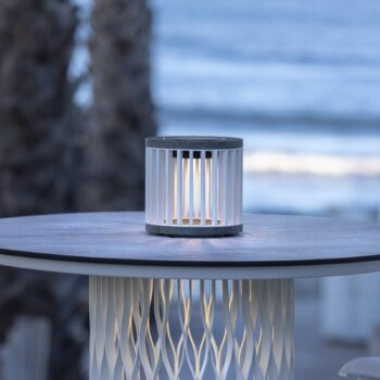 Les Jardins LED solárna stolová lampa Halo, biela, hliník/granit