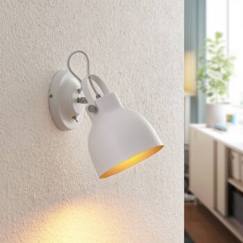 Lindby Adirta kovová nástenná lampa biela