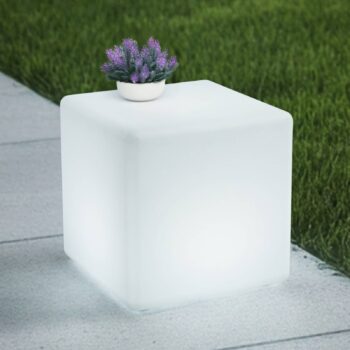 Lindby Akumulátorové vonkajšie LED svietidlo Cubara, RGB, kocka, plast