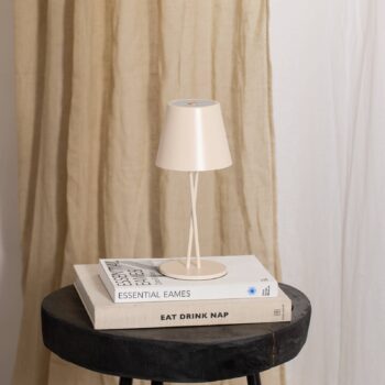 Lindby LED dobíjacia stolová lampa Janea, CROSS, béžová, kov