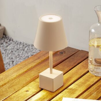 Lindby LED dobíjacia stolová lampa Janea CUBE, béžová, kov