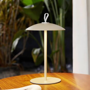 Lindby LED dobíjacia stolová lampa Kanani, béžová, stmievateľná